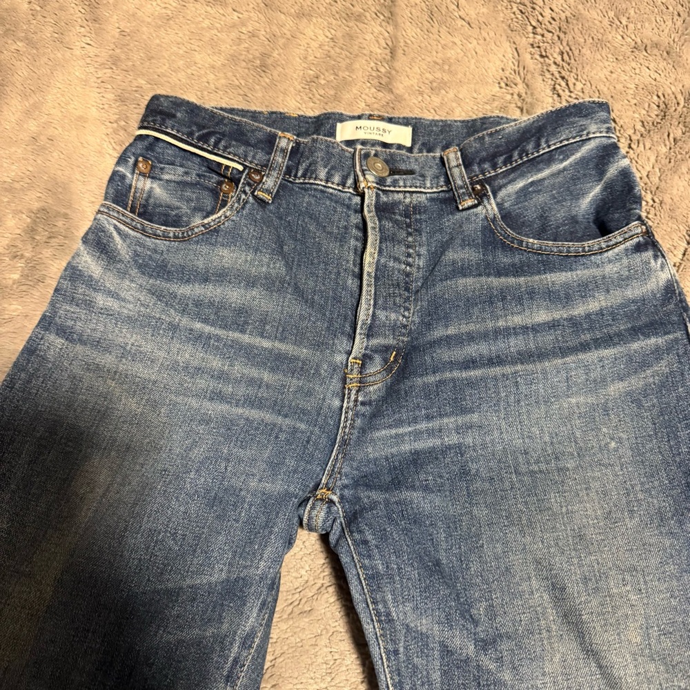 Moussy Vintage Straight Leg Distressed Jeans - Picture 3 of 11